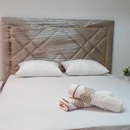 Amazing Appartement " Avec Climatisation " Au Centre Ville En Face Hilton & Gare Train De Tgv De Tanger 2N 탕헤르 외부 사진